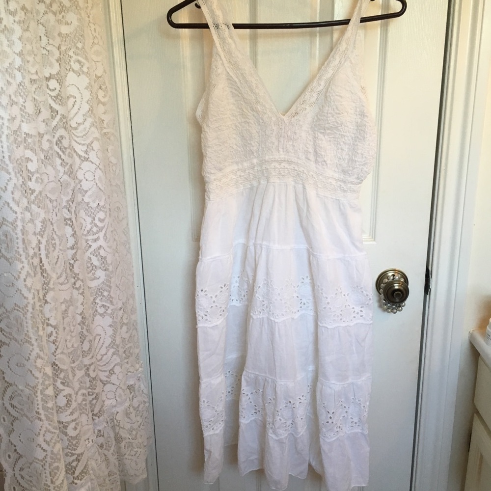 Pink Apple white dress. Size medium